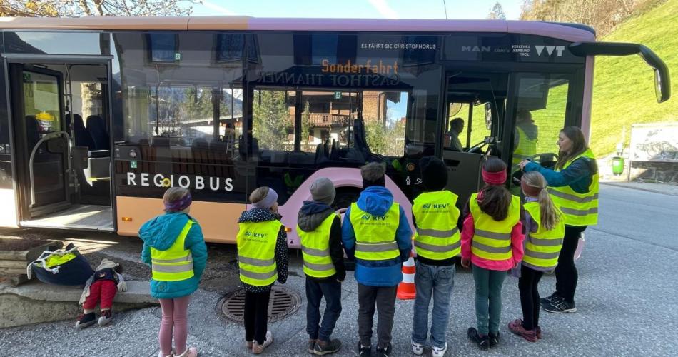 Bus